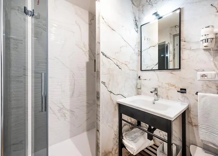 Colonna Konukevi 4*