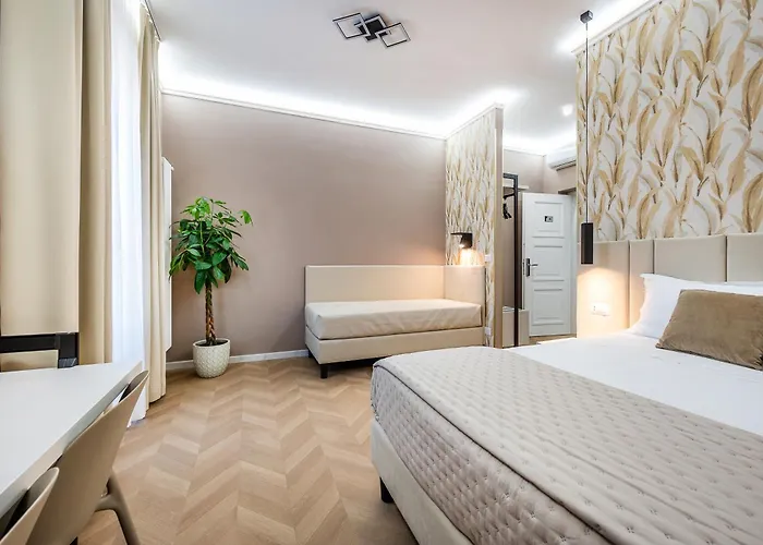 Colonna 4* Roma