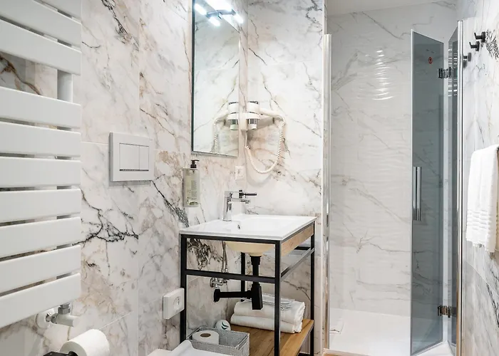 Colonna Konukevi 4*